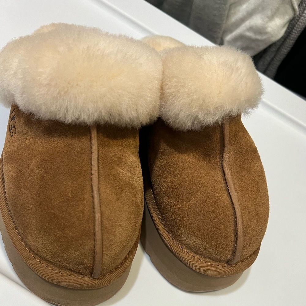 UGG Disquette suede fur platform Slippers